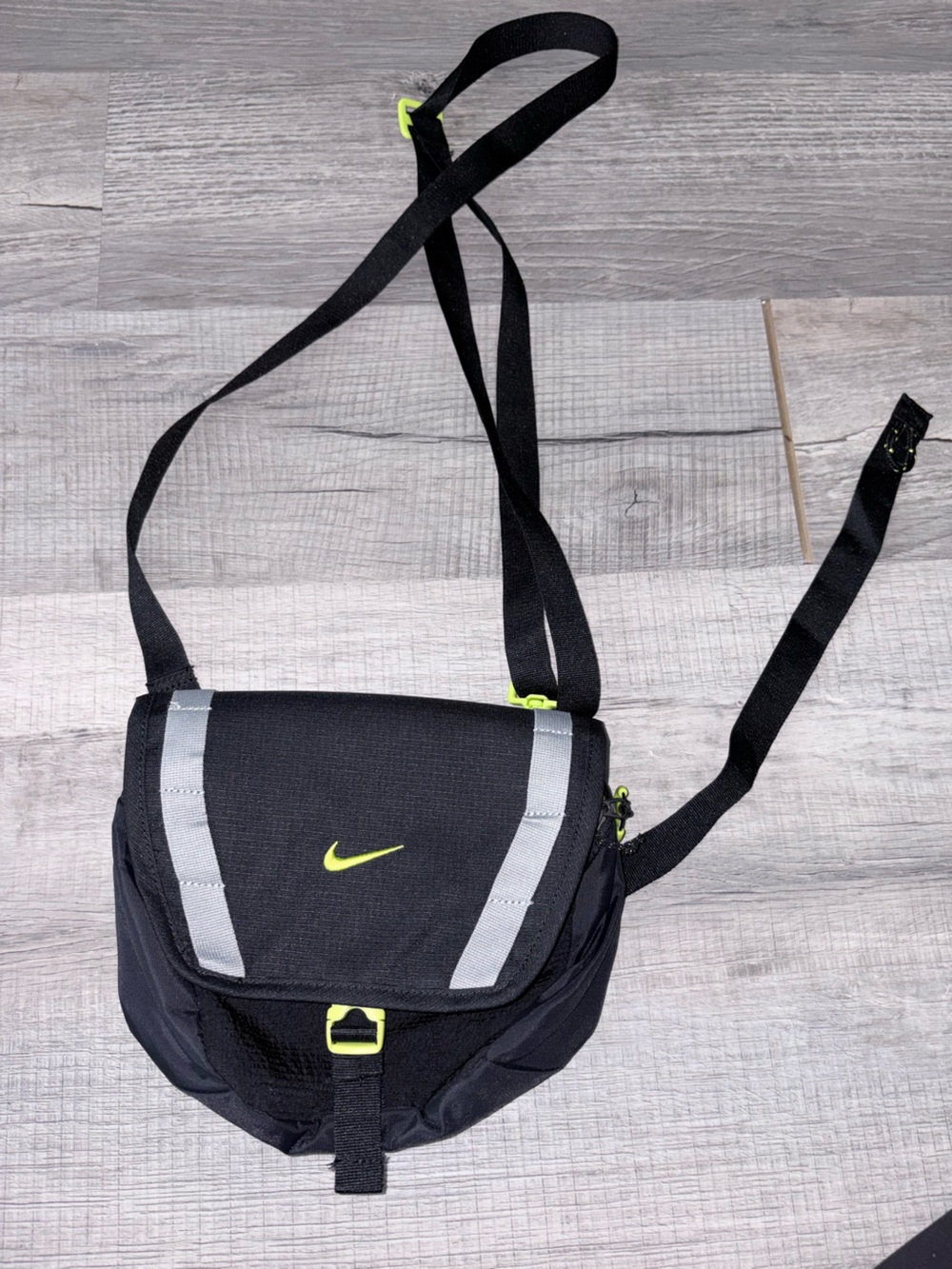 Nike Hike Fanny Pack (4L) in black shoulder bag